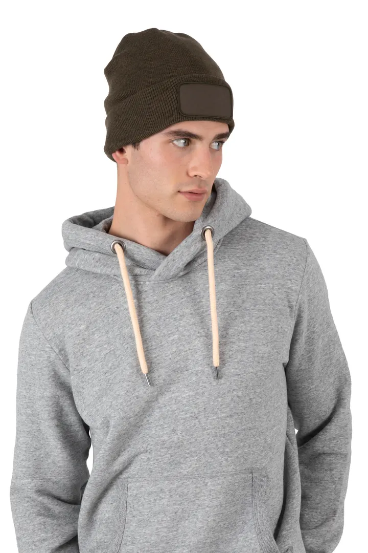 Bonnet recyclé avec patch 6