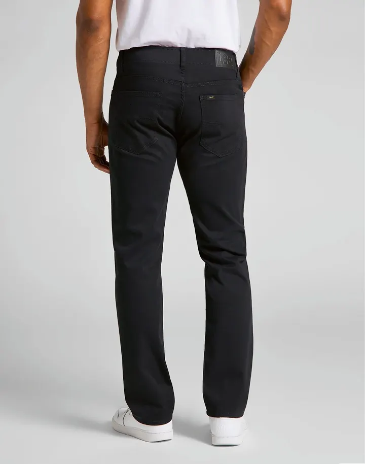 Extreme Motion Straight Fit Jeans 2