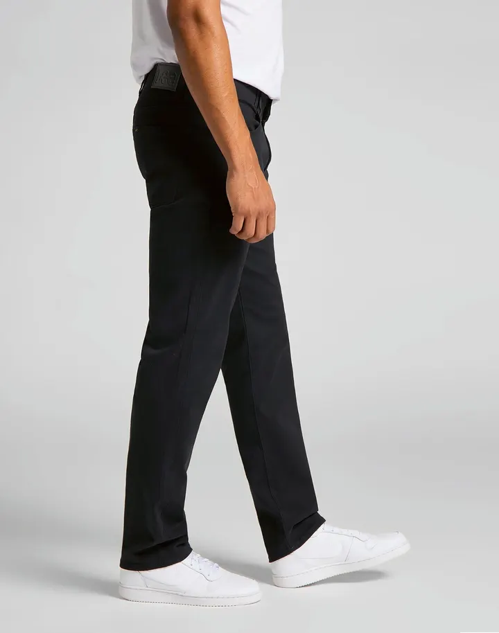 Extreme Motion Straight Fit Jeans 4