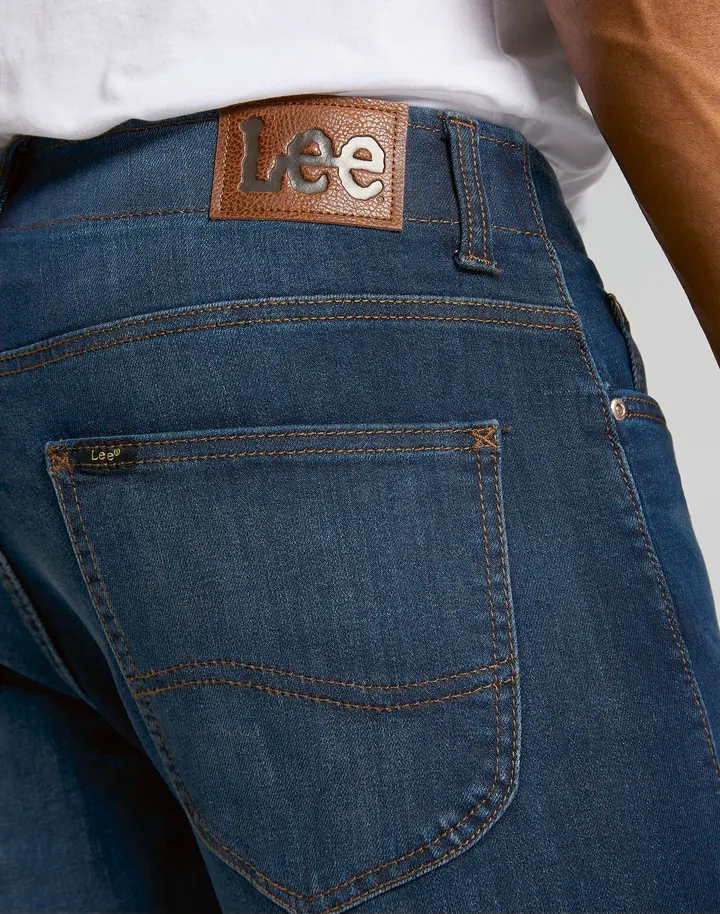 Extreme Motion Slim Fit Jeans 18