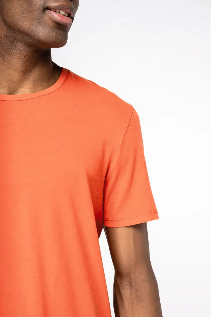 T-shirt écoresponsable délavé unisexe 3