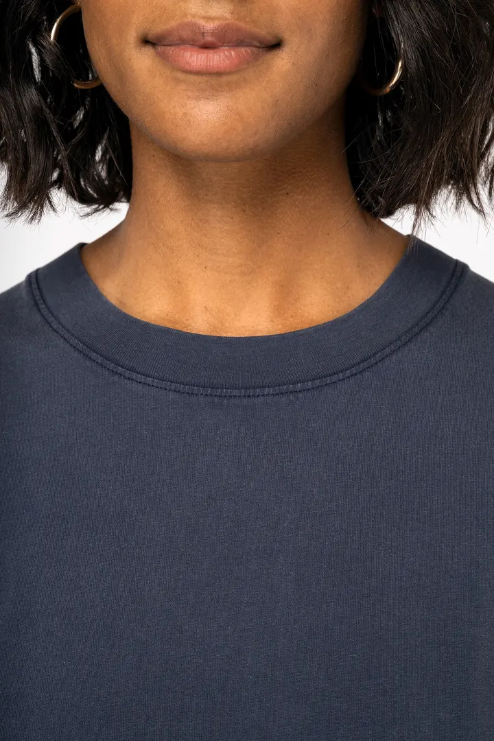 Ausgewaschenes umweltfreundliches Oversize-T-Shirt für Damen 6