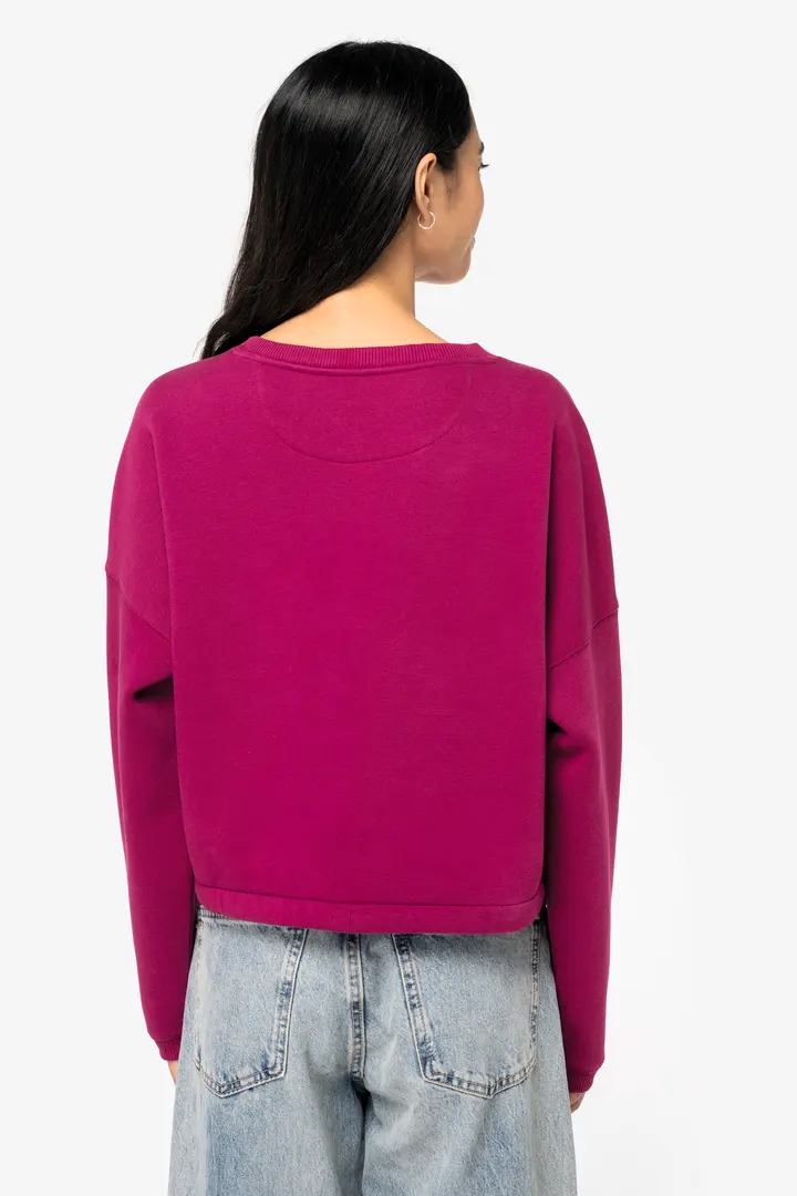 Umweltfreundliches cropped Oversize Damen Sweatshirt mit Rundhalsausschnitt 4