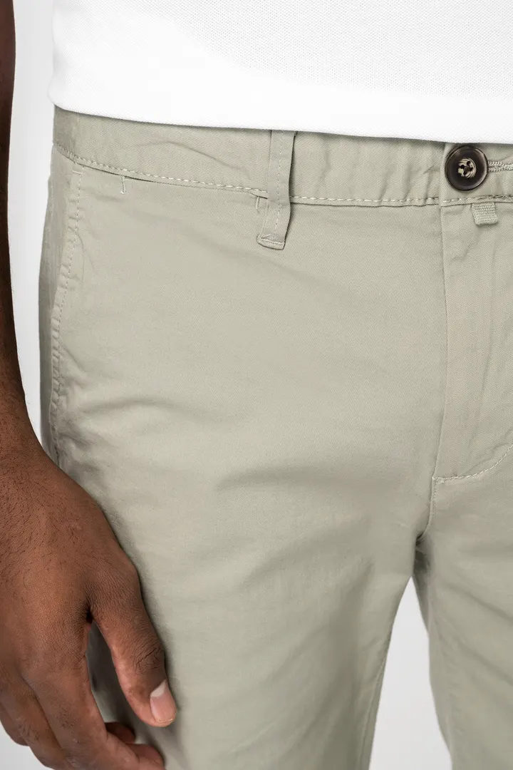 Umweltfreundliche Chino-Bermuda-Shorts für Herren 3