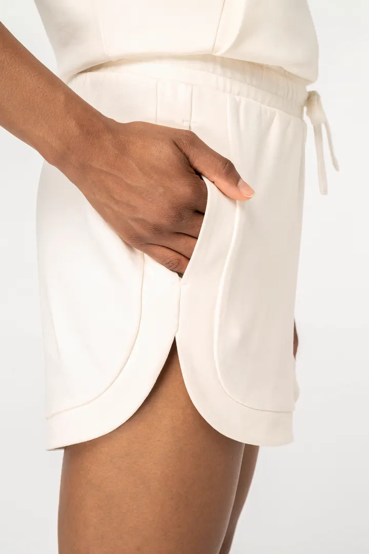 Umweltfreundliche Damenshorts aus French Terry 3