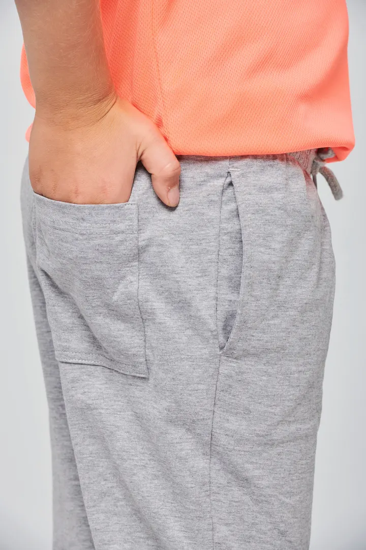 Kinder-Jogginghose. Leichte Baumwolle 10