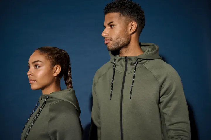 Veste à capuche performance 17