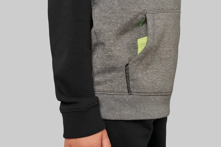 Zweifarbiges Kapuzensweatshirt für Kinder 8