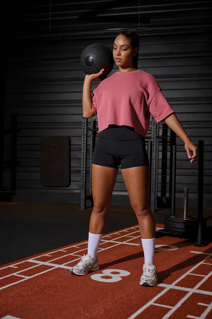 Damen Cropped-Sweatshirt mit kurzen Ärmeln und Rundhalsausschnitt 16