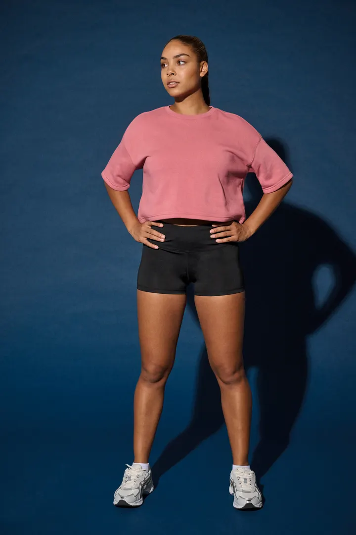 Damen Cropped-Sweatshirt mit kurzen Ärmeln und Rundhalsausschnitt 27