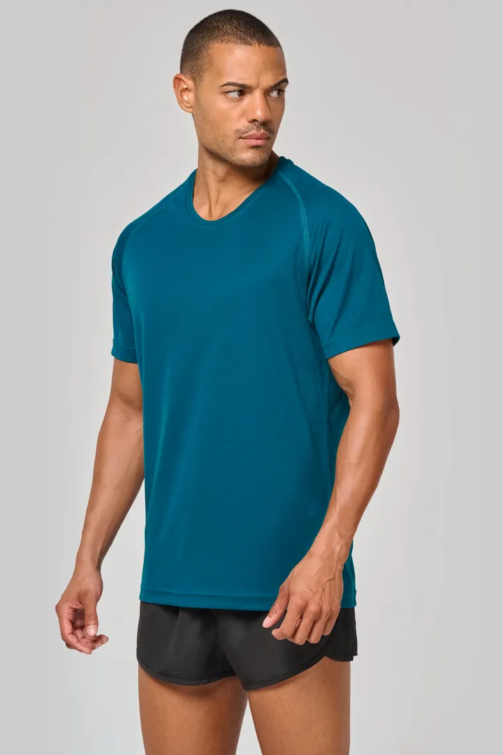 Herren-Sportshirt aus Recyclingmaterial mit Rundhalsausschnitt 10