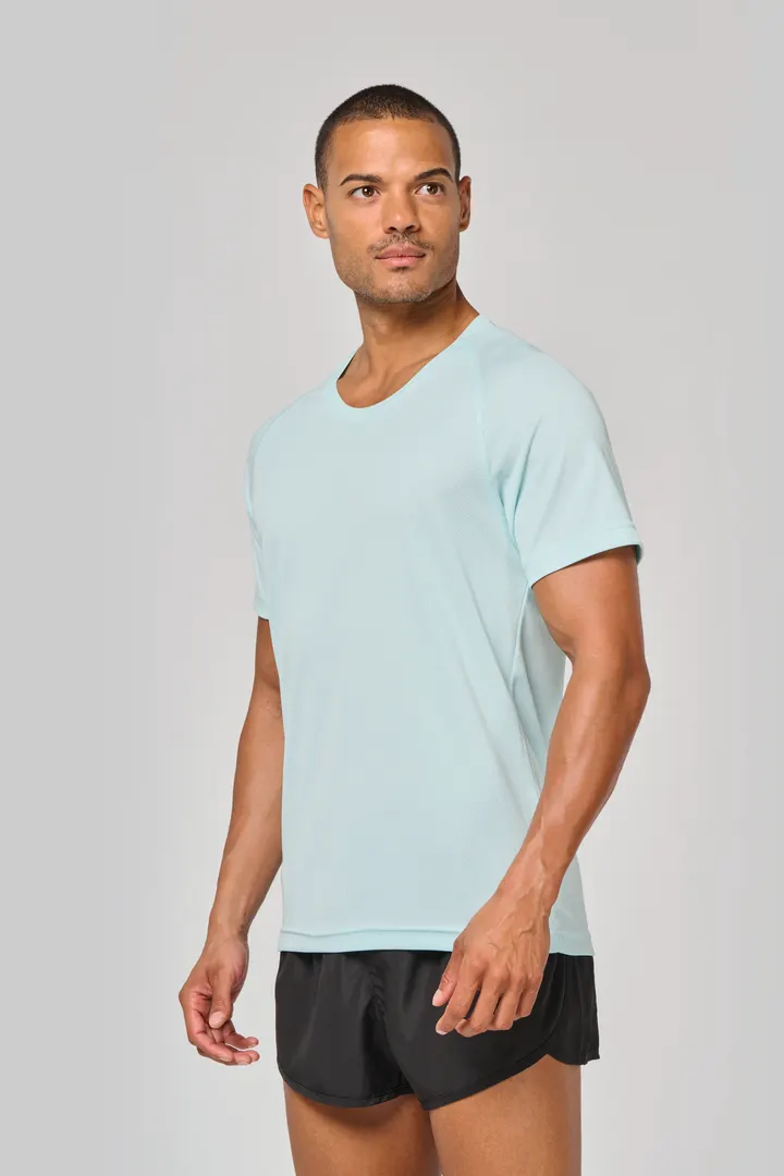 Herren-Sportshirt aus Recyclingmaterial mit Rundhalsausschnitt 19