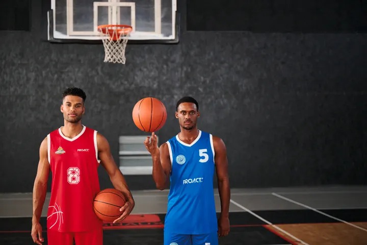 Herren Basketball Trikot 38