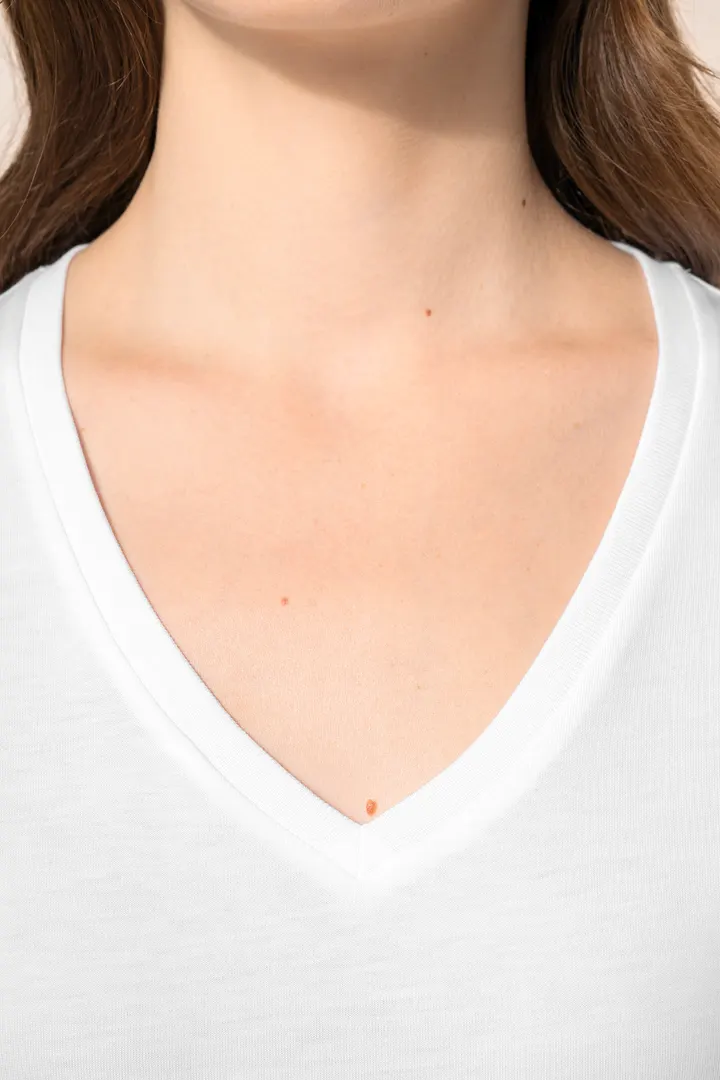 T-shirt Supima® col V manches longues femme 9