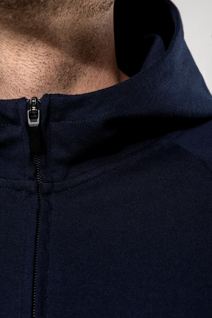 Herren-Reißverschlussjacke mit Kapuze 16