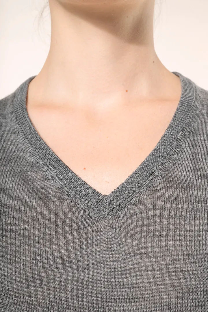 Pull Mérinos col V femme 4