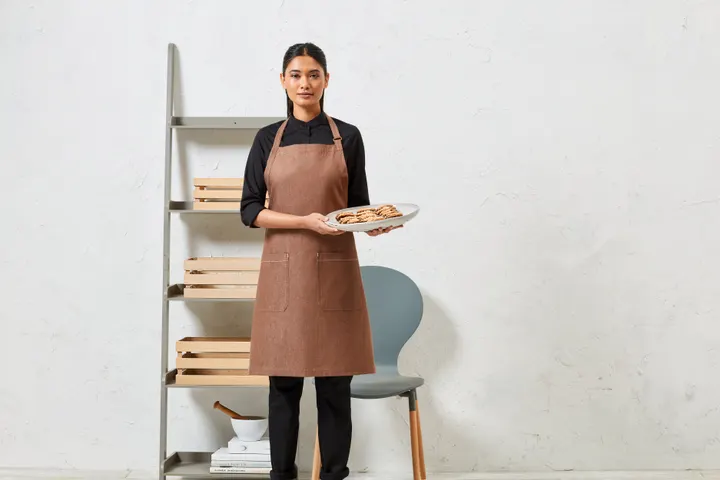 Fairtrade-Schürze aus biologischem Denim 2