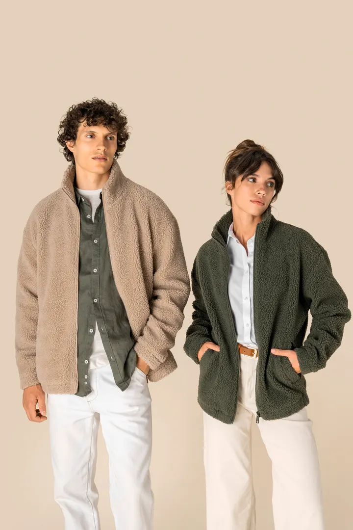 Unisex-Sweatshirt aus Sherpa mit Reißverschluss und überschnittenen Schultern 4