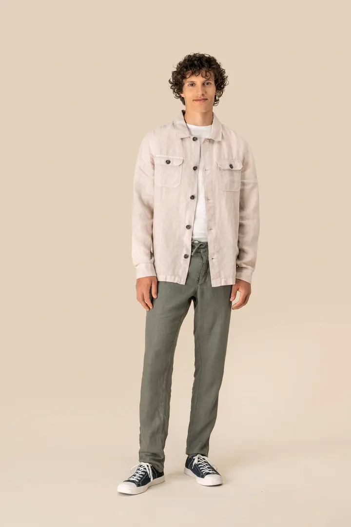 Ausgewaschene Herrenhemdjacke aus Leinen 1