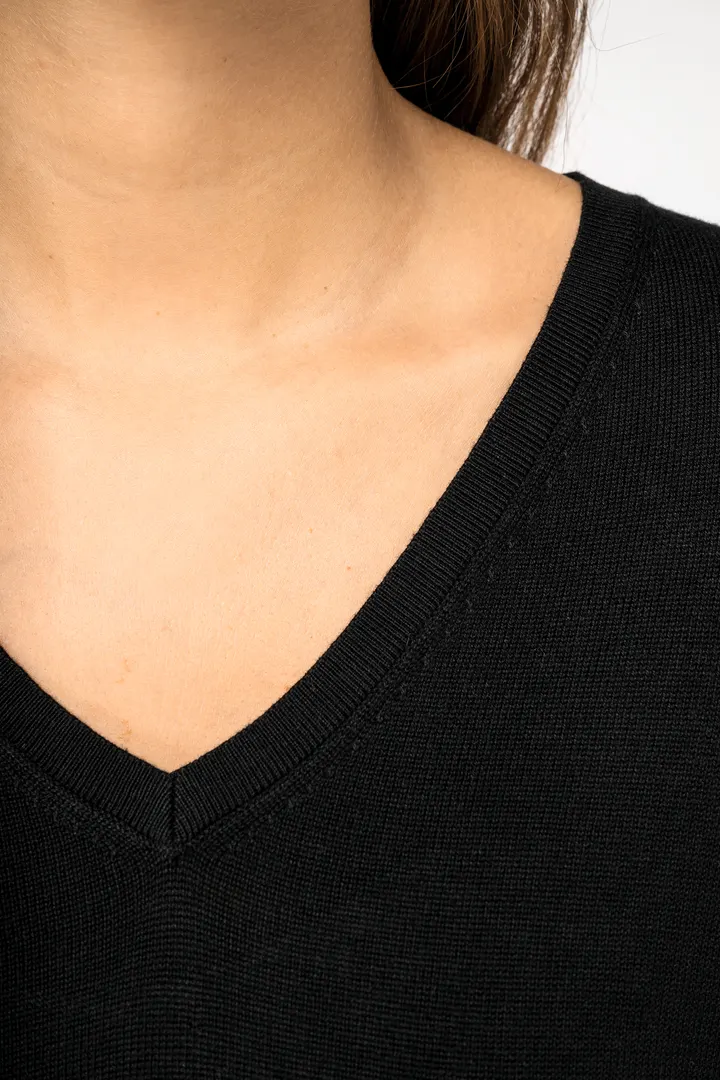Umweltfreundlicher Damenpullover mit V-Ausschnitt aus Lyocell 2