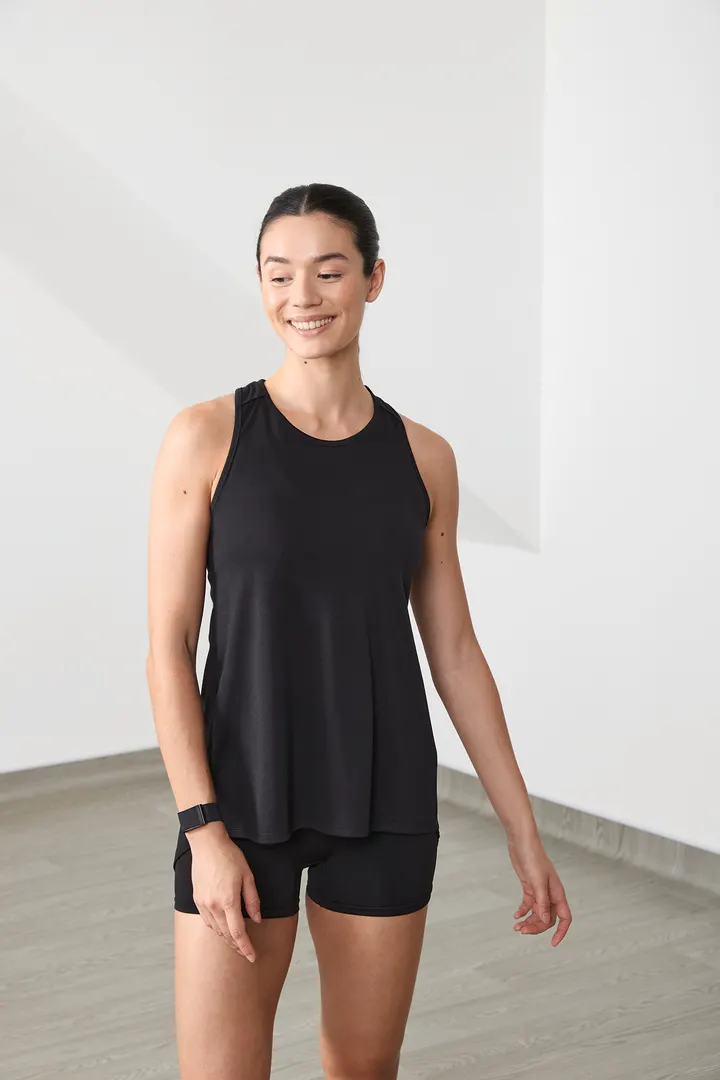 Tanktop mit Rückenschlitz