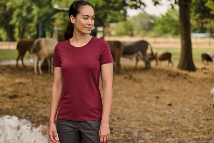 T-Shirt mit antibakterieller Behandlung für Damen 22