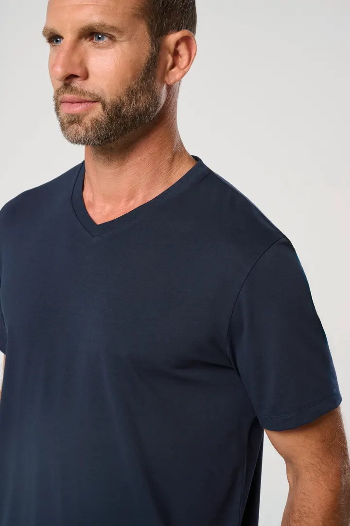 T-shirt écoresponsable col V antibactérien homme 6