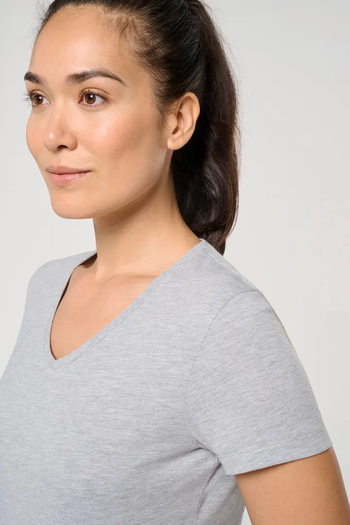 T-shirt écoresponsable col V antibactérien femme 7