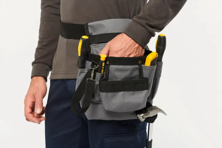 Werkzeugtasche mit Gürtel 2