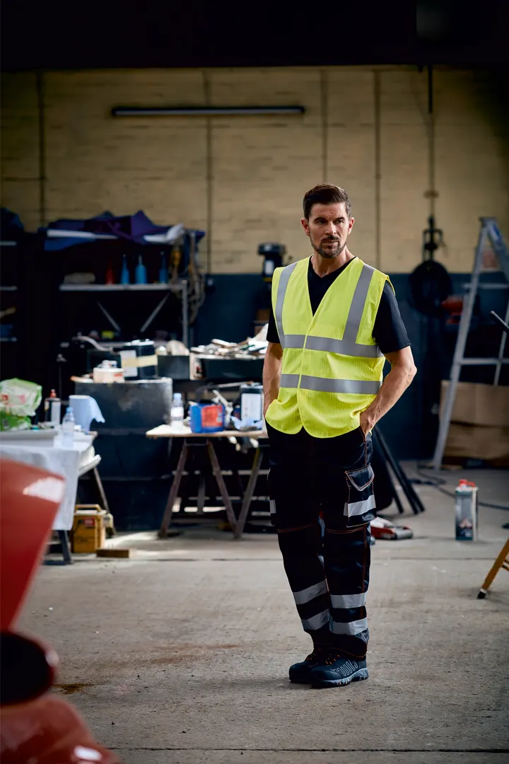 High visibility, anti-static and flame retardant waiscoast 5